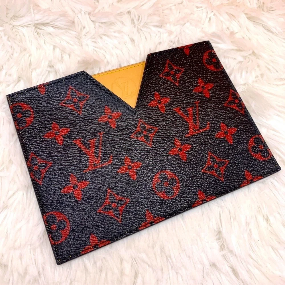 ββ Louis Vuitton Infrarouge VIP Gift card holder wallet Red/Black Monogram LV - Picture 9 of 9